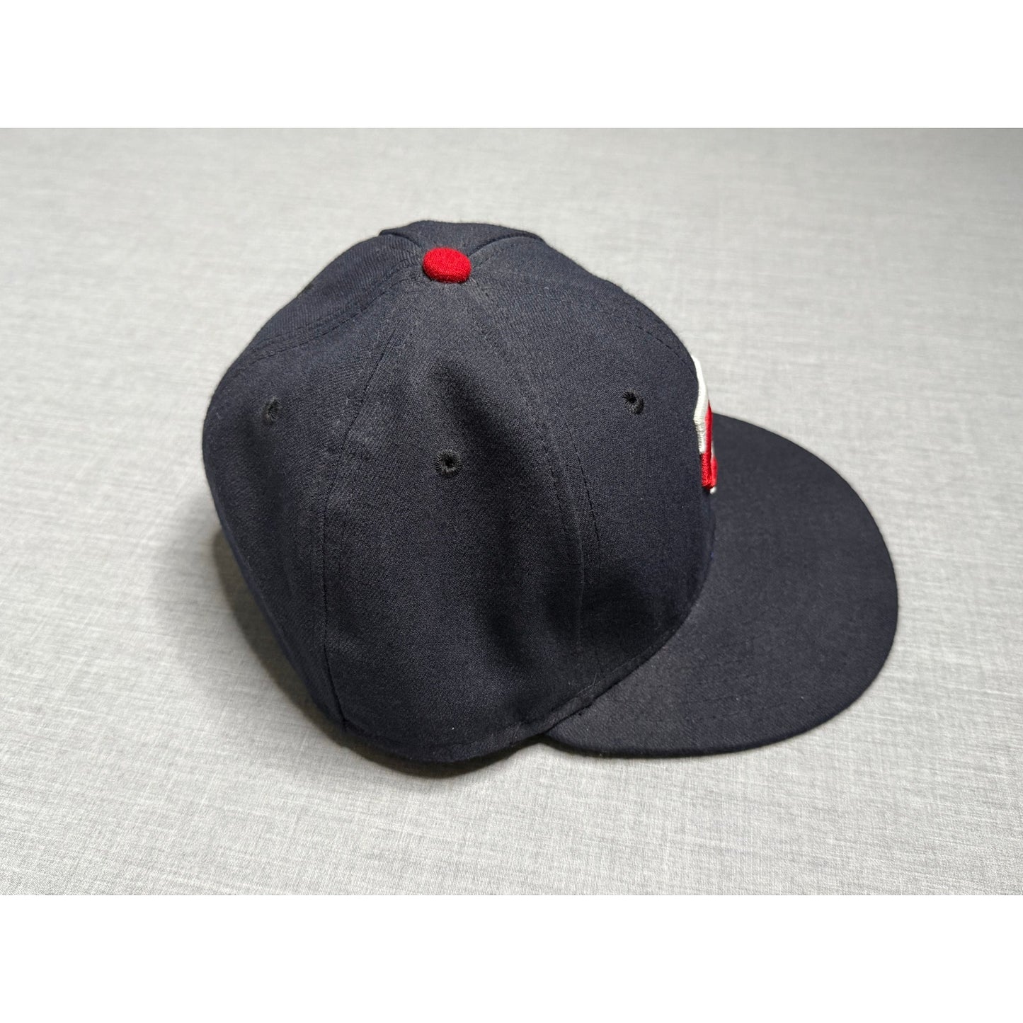 Minnesota Twins New Era Authentic Collection 59Fifty Fitted Baseball Cap 7 1/8