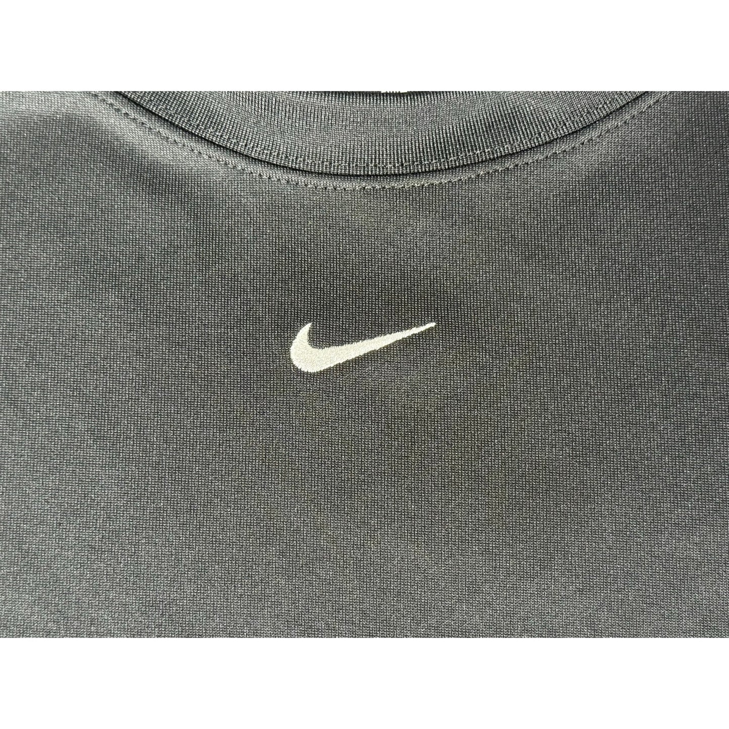Nike Sportswear Athletic Pullover Center Check Crewneck Sweatshirt Medium