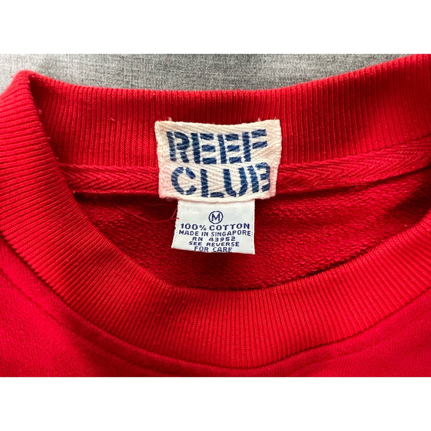 Vintage Reef Club Short Sleeve Crewneck Sweatshirt Medium