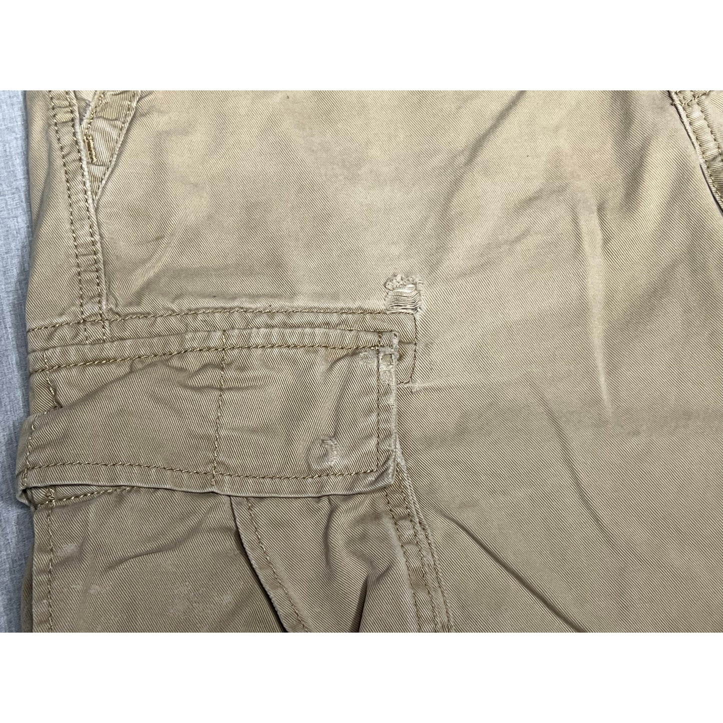 Vintage Levi’s The Original Jeans Cargo Shorts 32