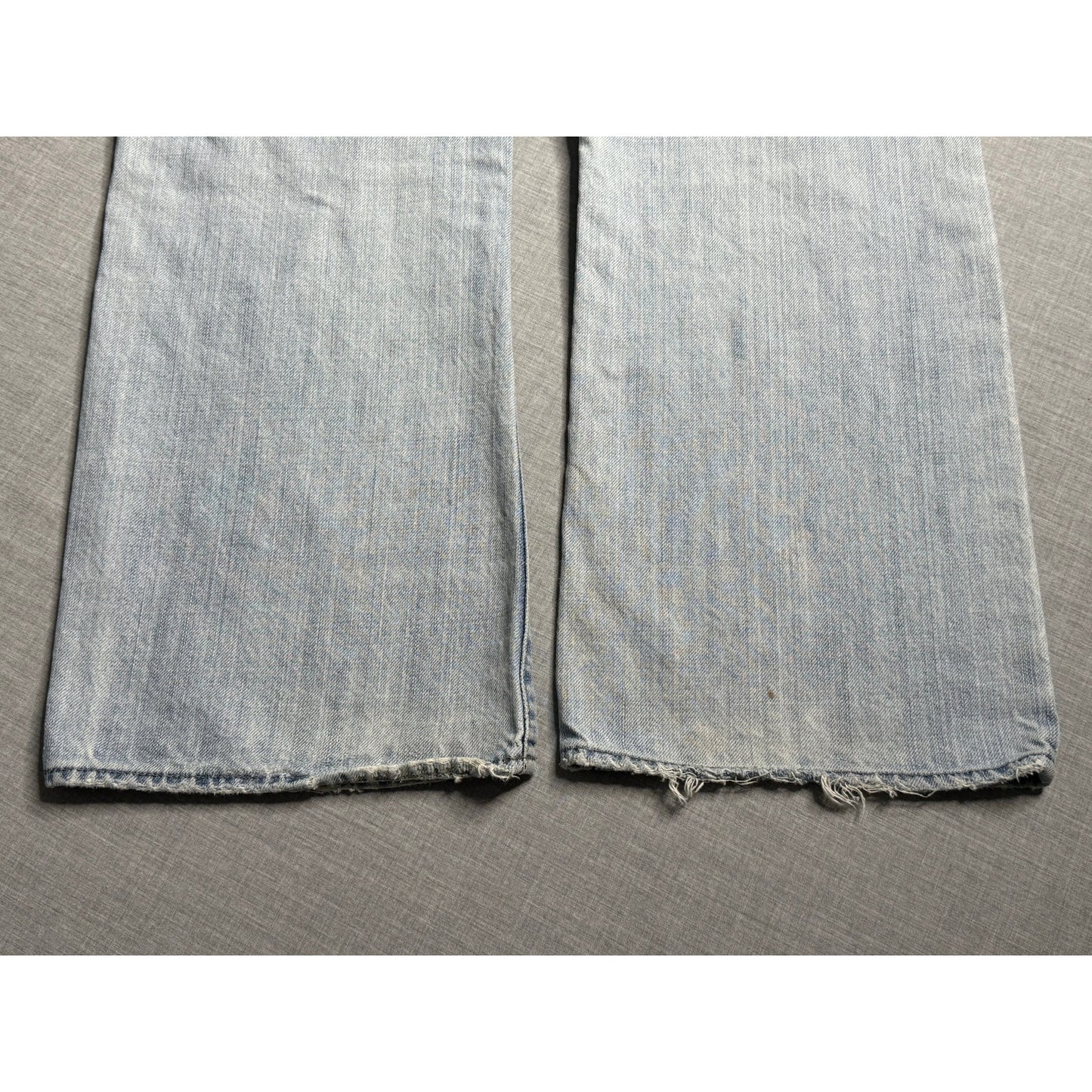 Vintage Y2K Lee Heritage Bootcut Distressed Jeans 35x29