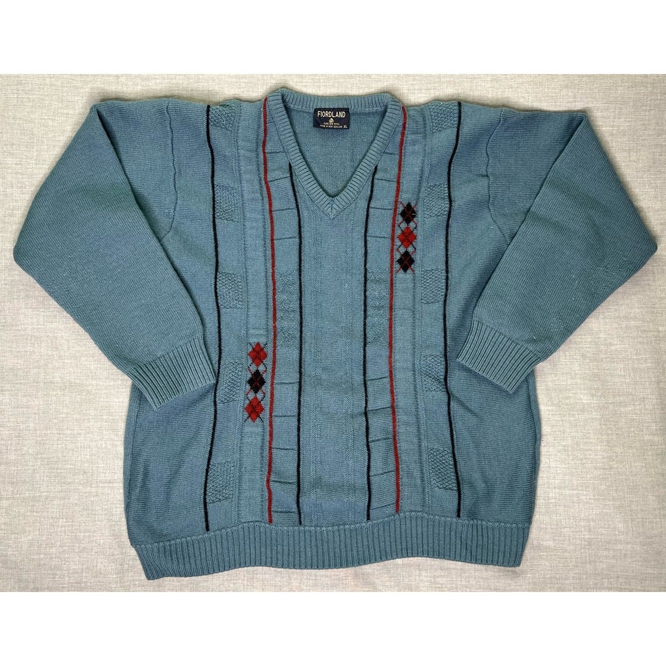 Vintage Fiordland Pure New Wool Knit Pullover V-Neck Sweater XL