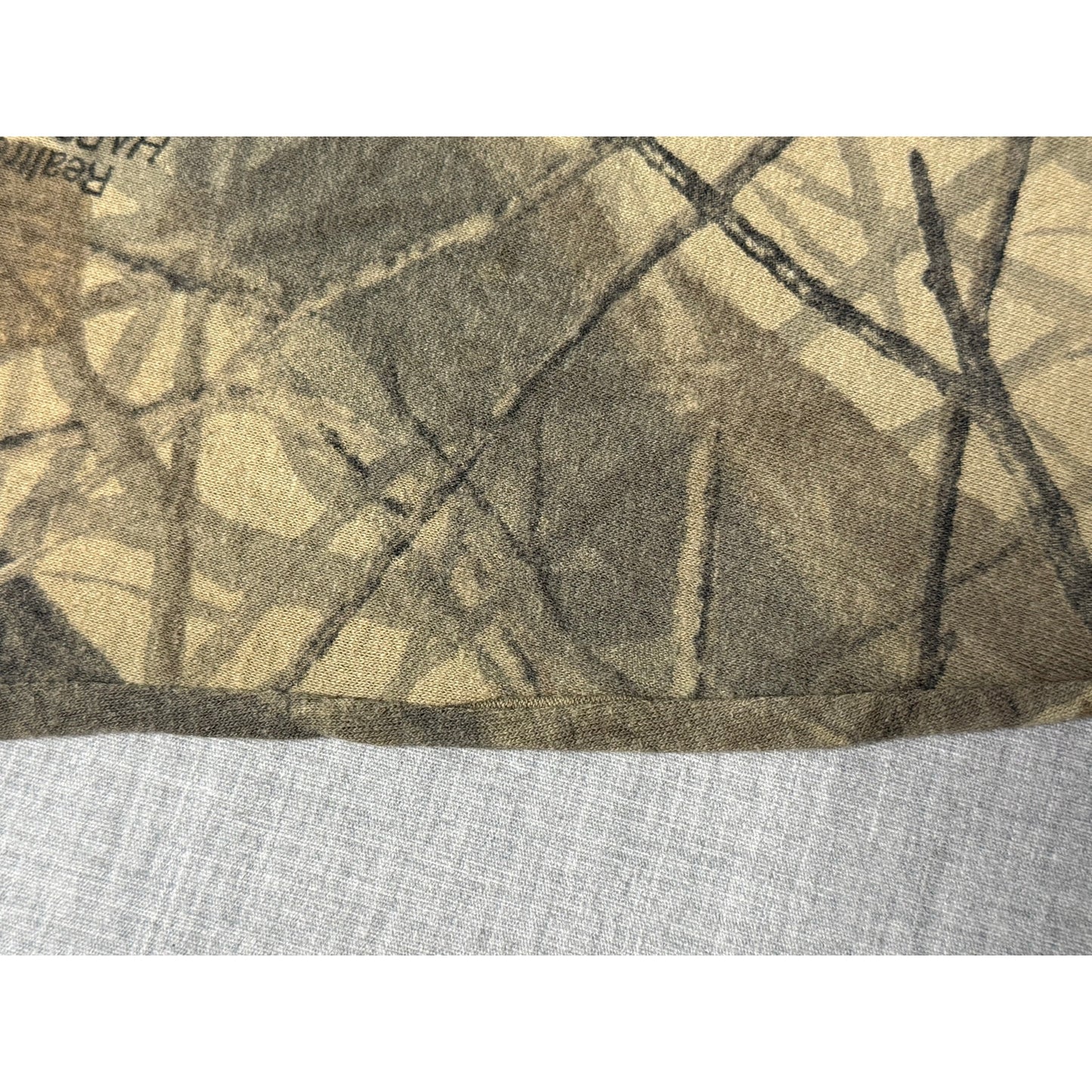 Vintage Y2K Realtree Camo Long Sleeve Pocket T-shirt Large