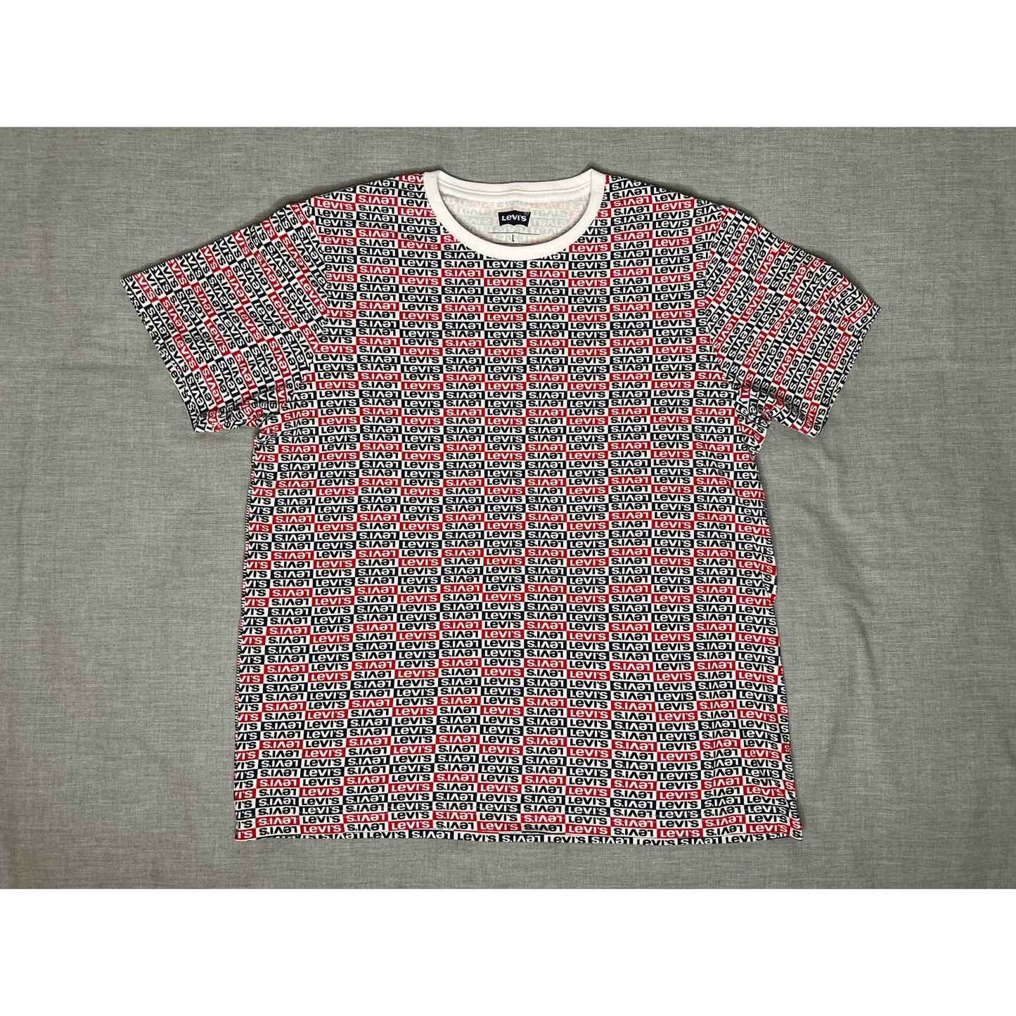 Levi’s All Over Print Logo T-shirt Large