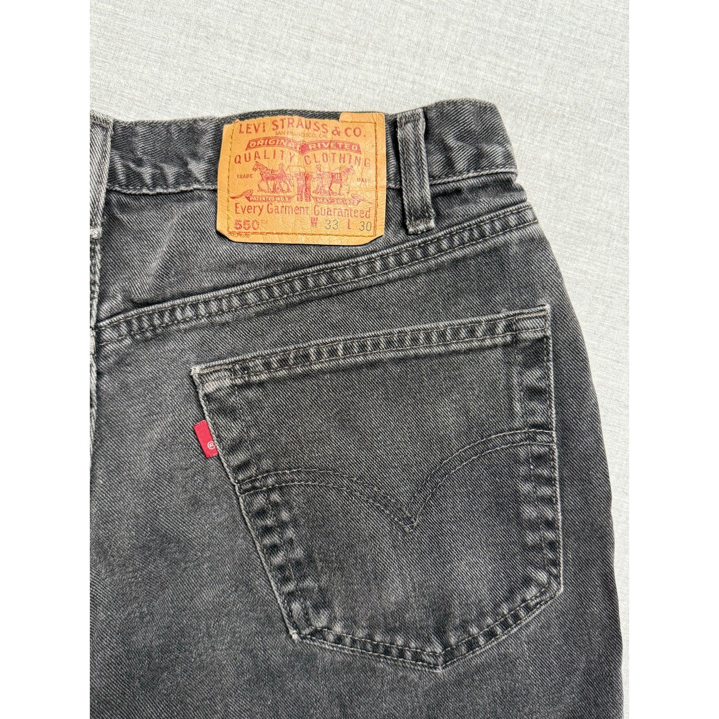 Vintage 90s Levi’s 550 Relaxed Fit Baggy Leg Jeans 33x30