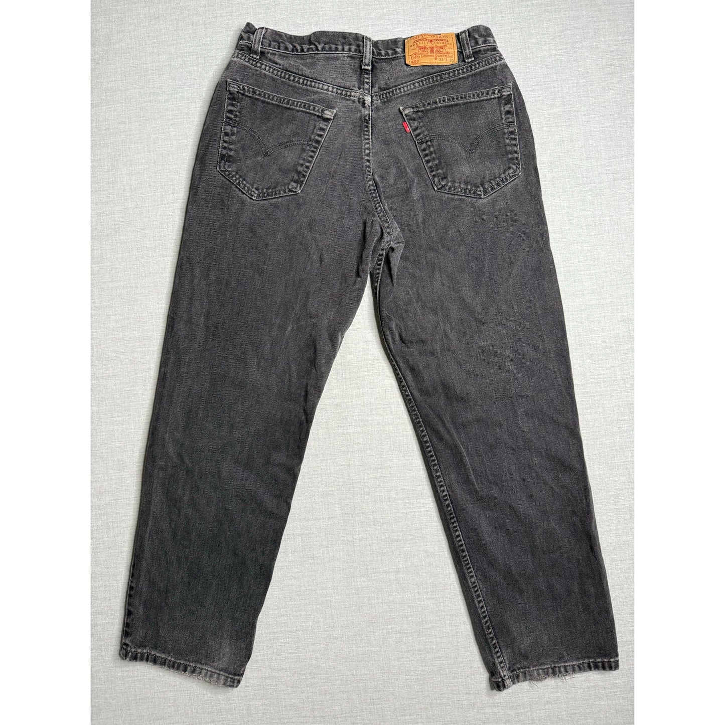 Vintage 90s Levi’s 550 Relaxed Fit Baggy Leg Jeans 33x30