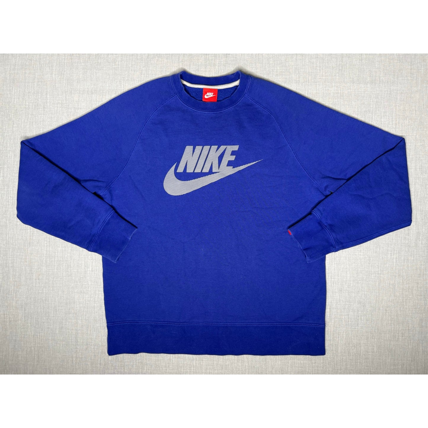 Nike Sportswear Textured Logo Pullover Crewneck Sweatshirt Large