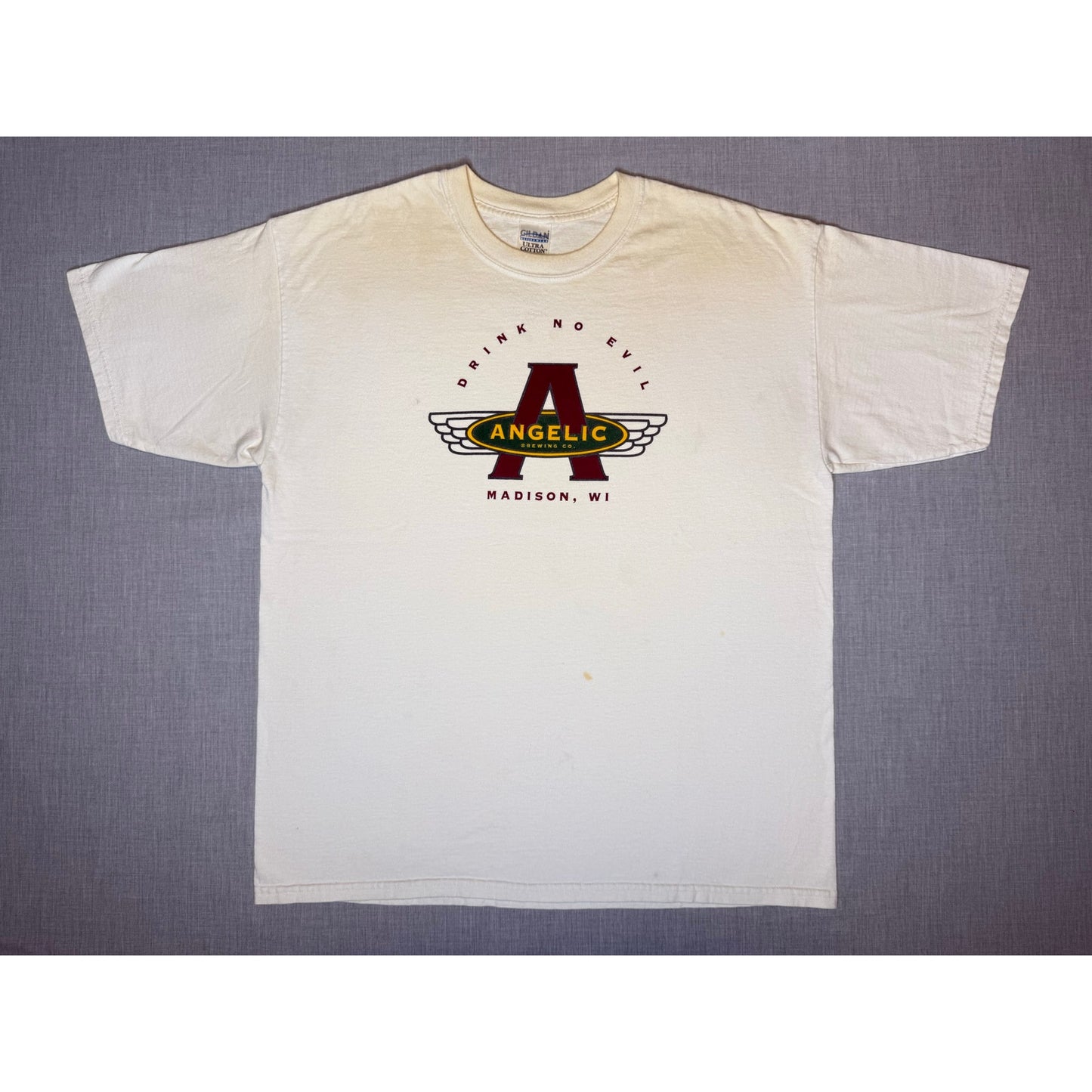 Vintage Y2K Angelic Brewing Co. Madison Wisconsin Beer T-shirt XL