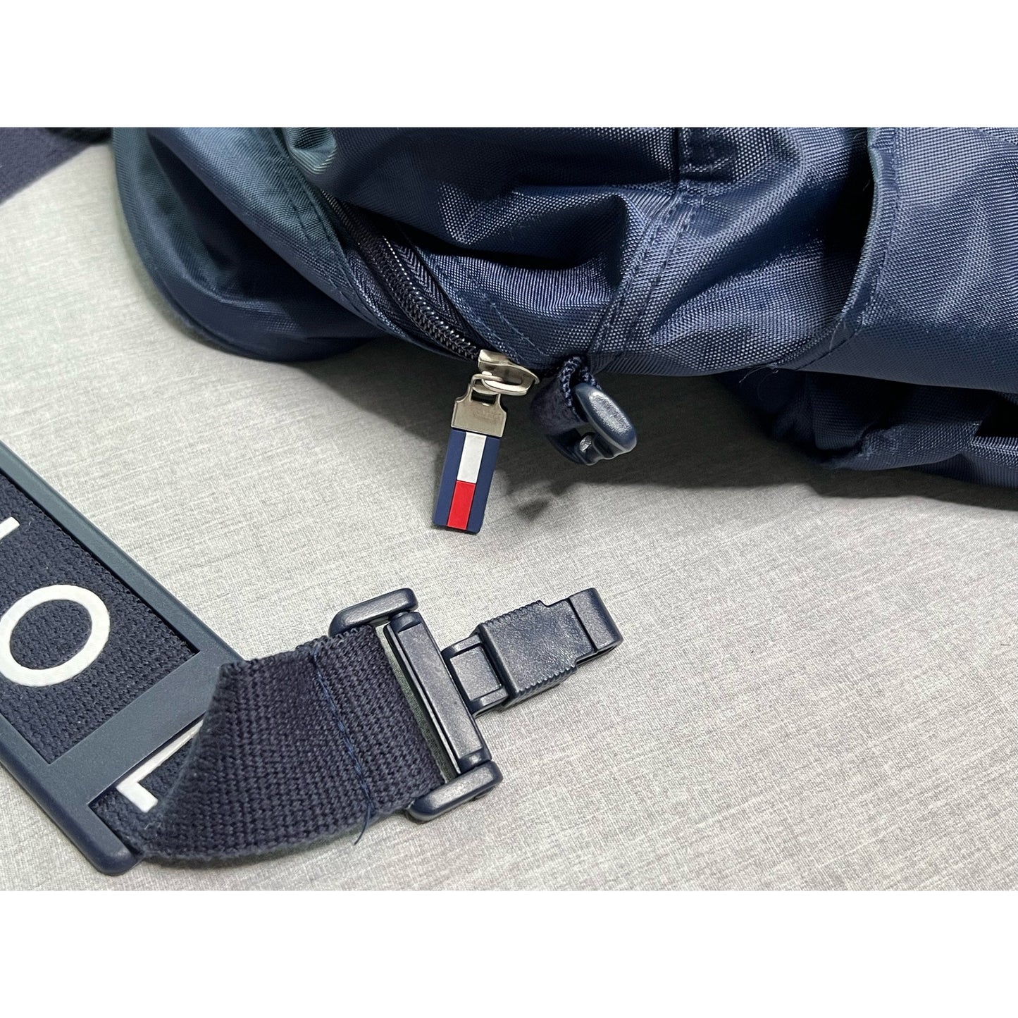 Vintage Tommy Hilfiger Medium Gym Duffle Bag 19x8x14