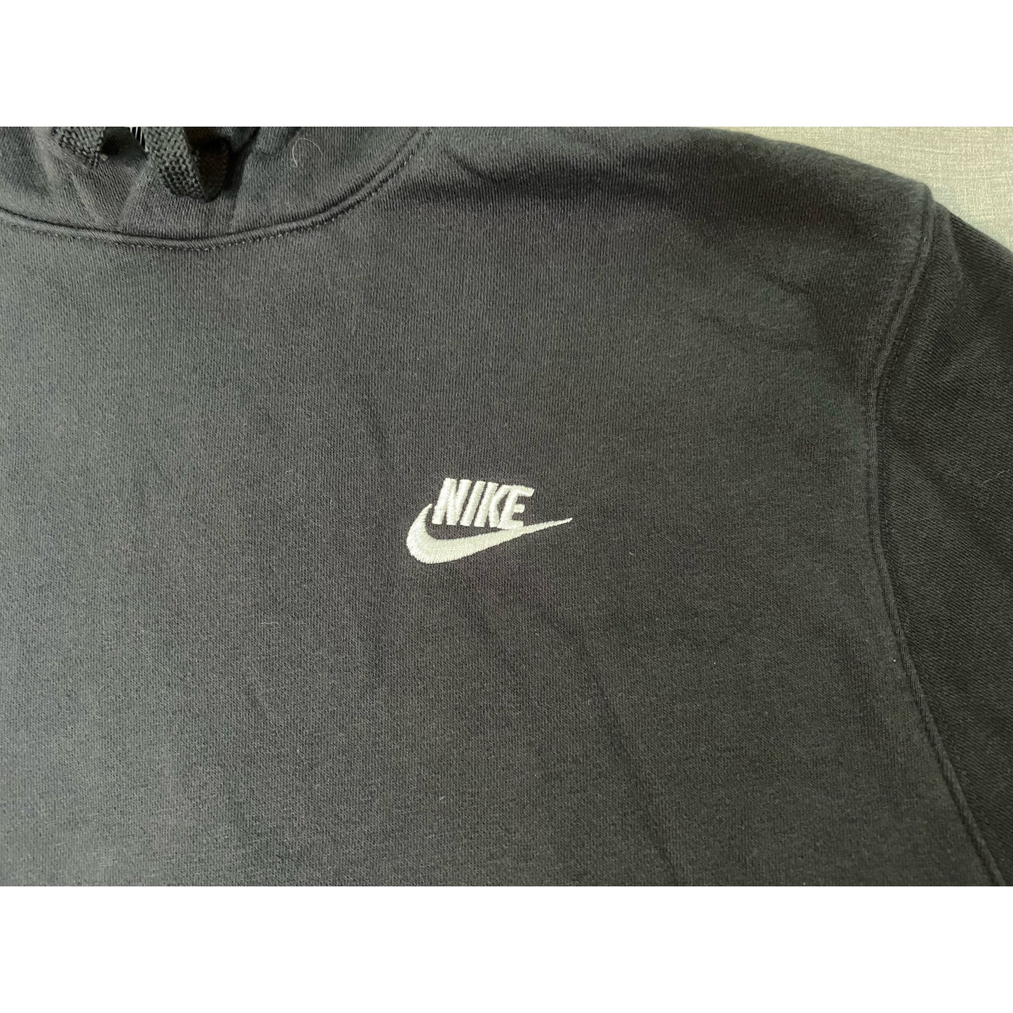 Nike Black Pullover Hoodie Medium