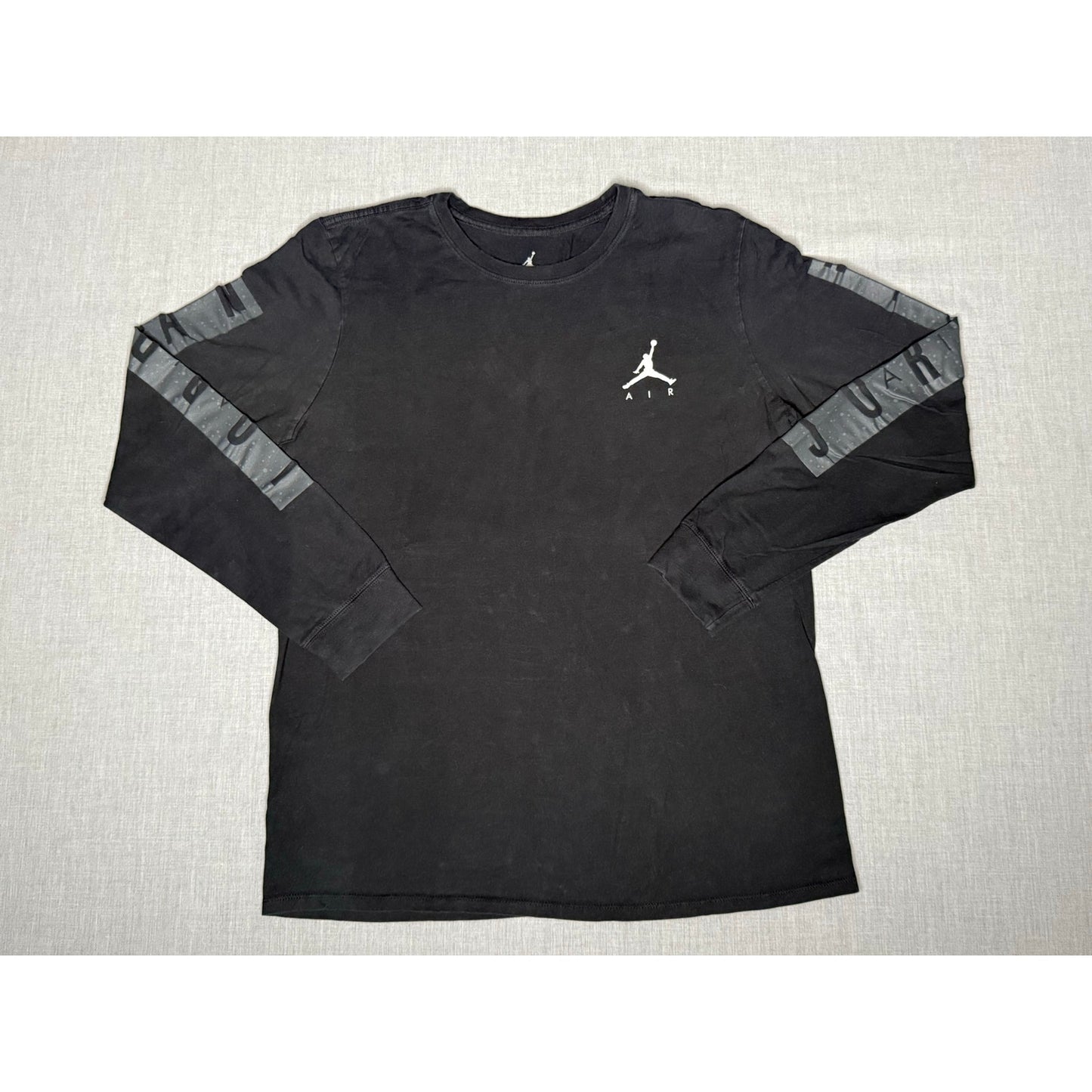 Air Jordan Basketball Long Sleeve T-shirt Large