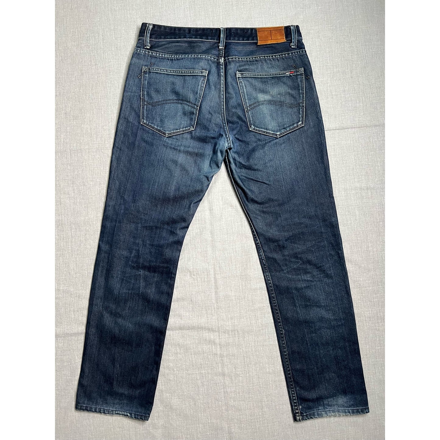 Tommy Hilfiger Buttom Fly Faded Blue Jeans 35x30