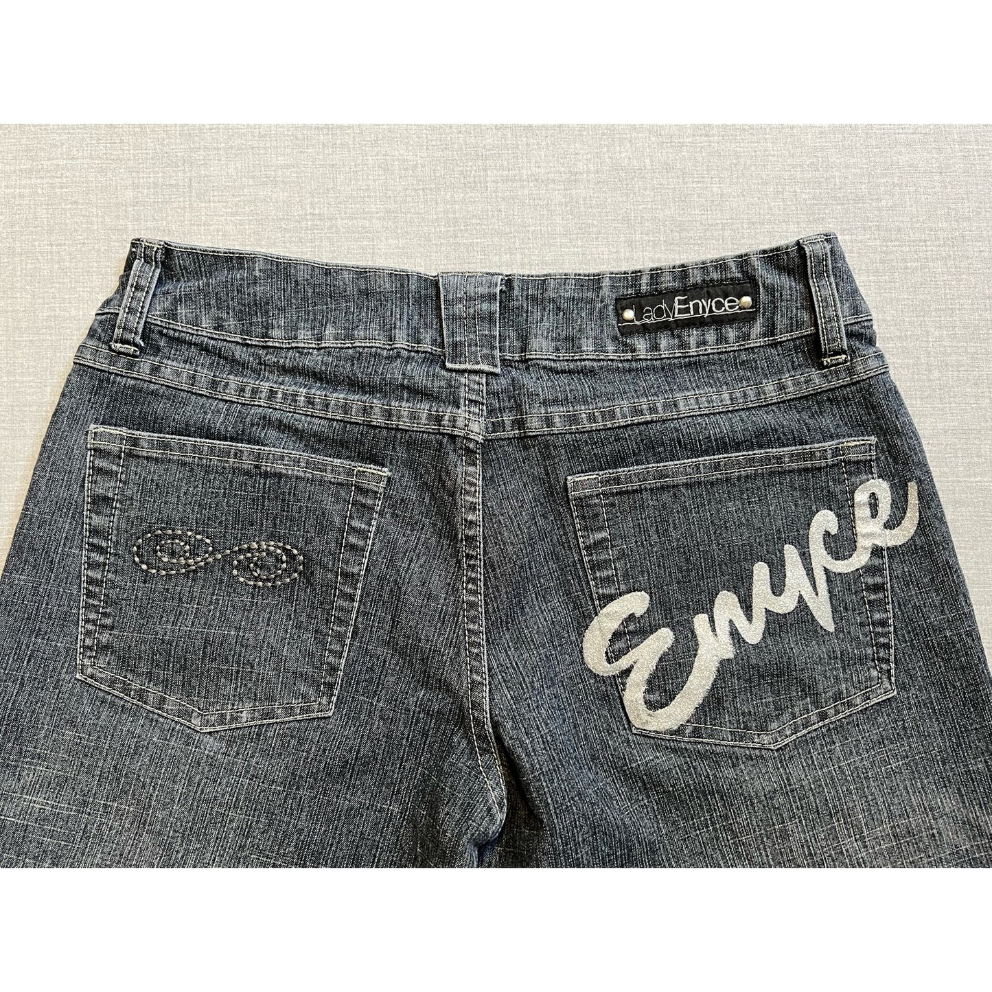 Vintage Y2K Lady Enyce Patched Cropped Capri Jeans Women's 30x22