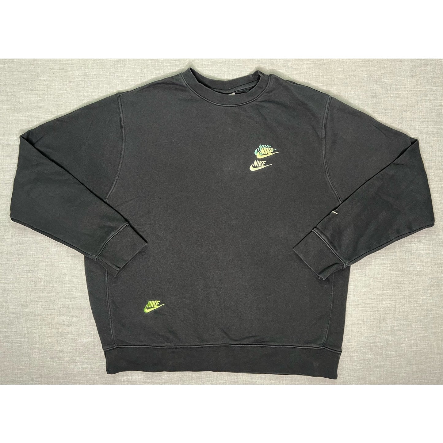 Nike Embroidered Multi Swoosh Pullover Crewneck Sweatshirt Large
