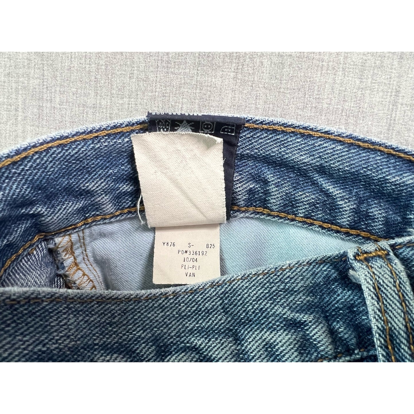 Vintage Y2K Tommy Hilfiger Light Wash Jeans 32x30