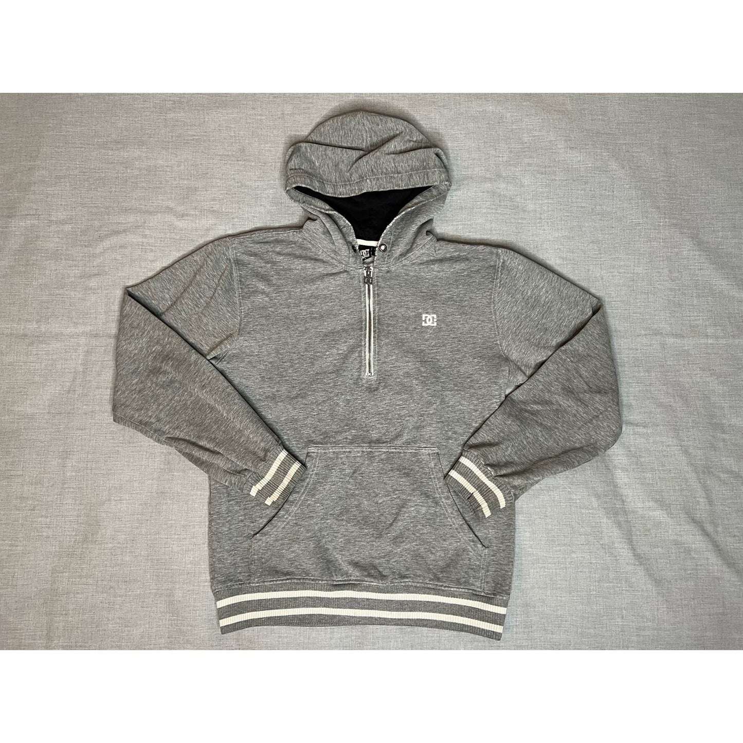 DC Shoes Pullover Quarter Zip Hoodie Medium