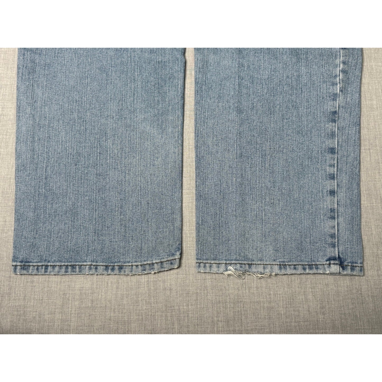 Vintage Tommy Hilfiger Light Wash Jeans 38x32