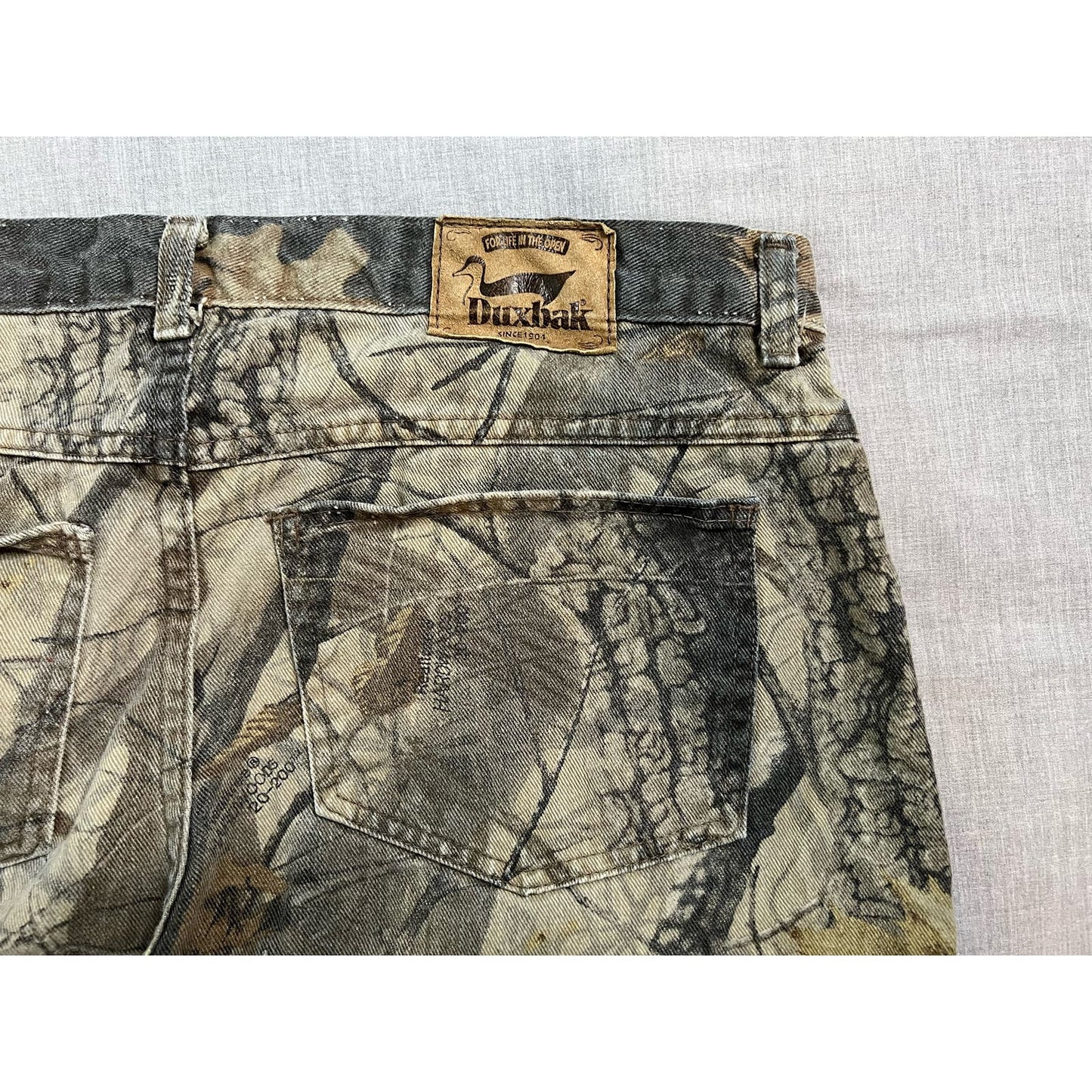 Vintage Duxbak Tree Camo Outdoor Hunting Jeans 36x31