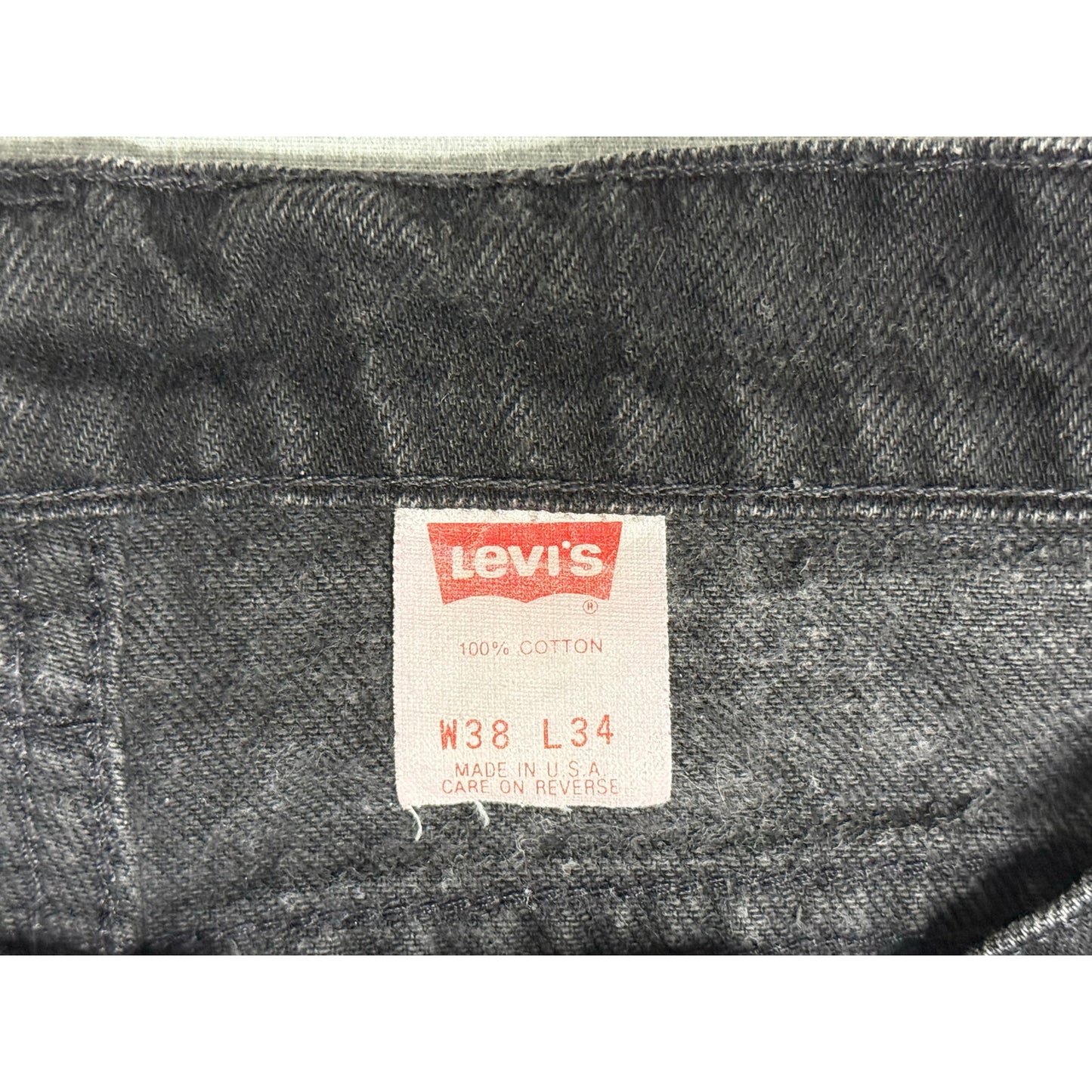 Vintage 90s Levi’s 550 Relaxed Fit Denim Jeans 38x34