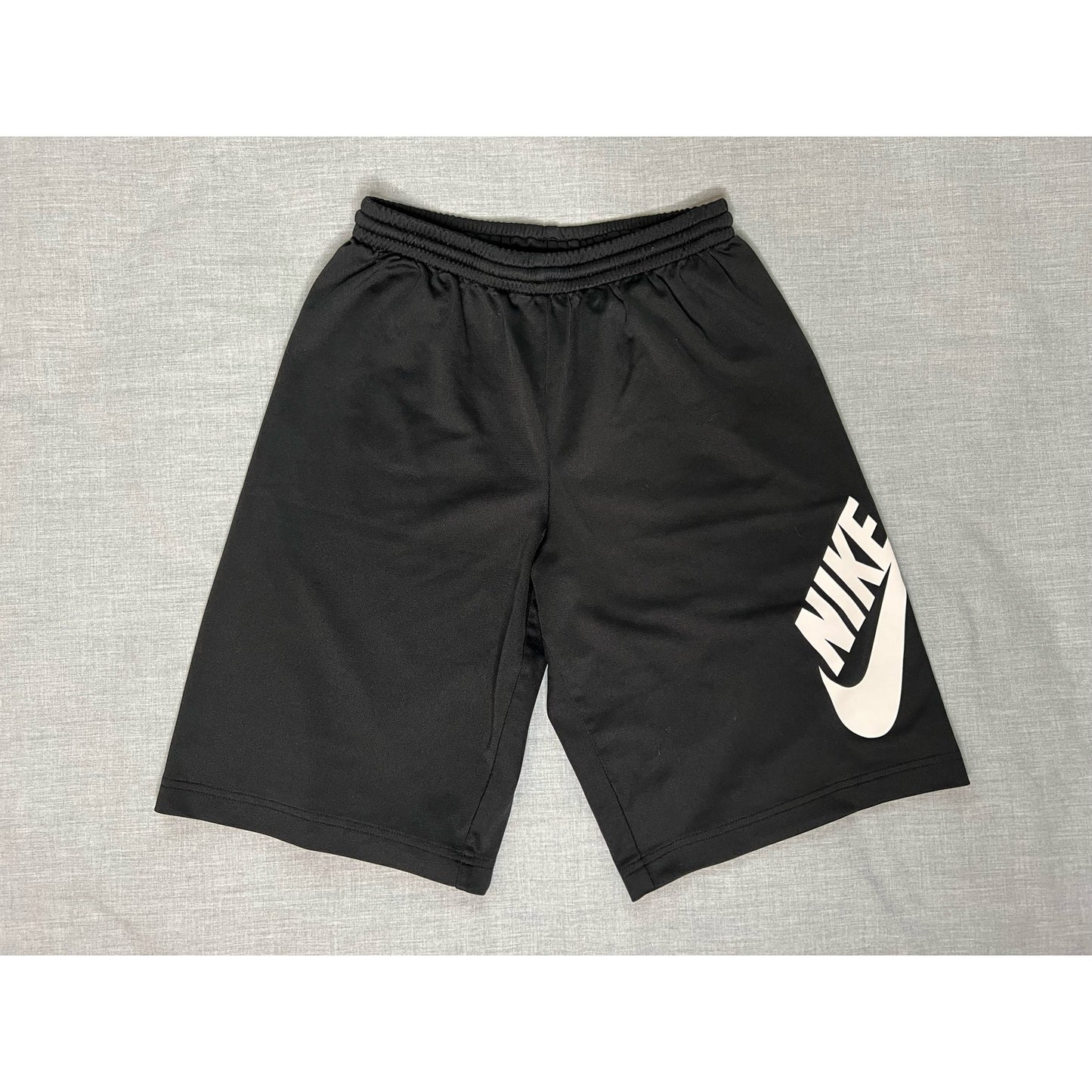 Nike SB Skateboarding Athletic Shorts Youth Large