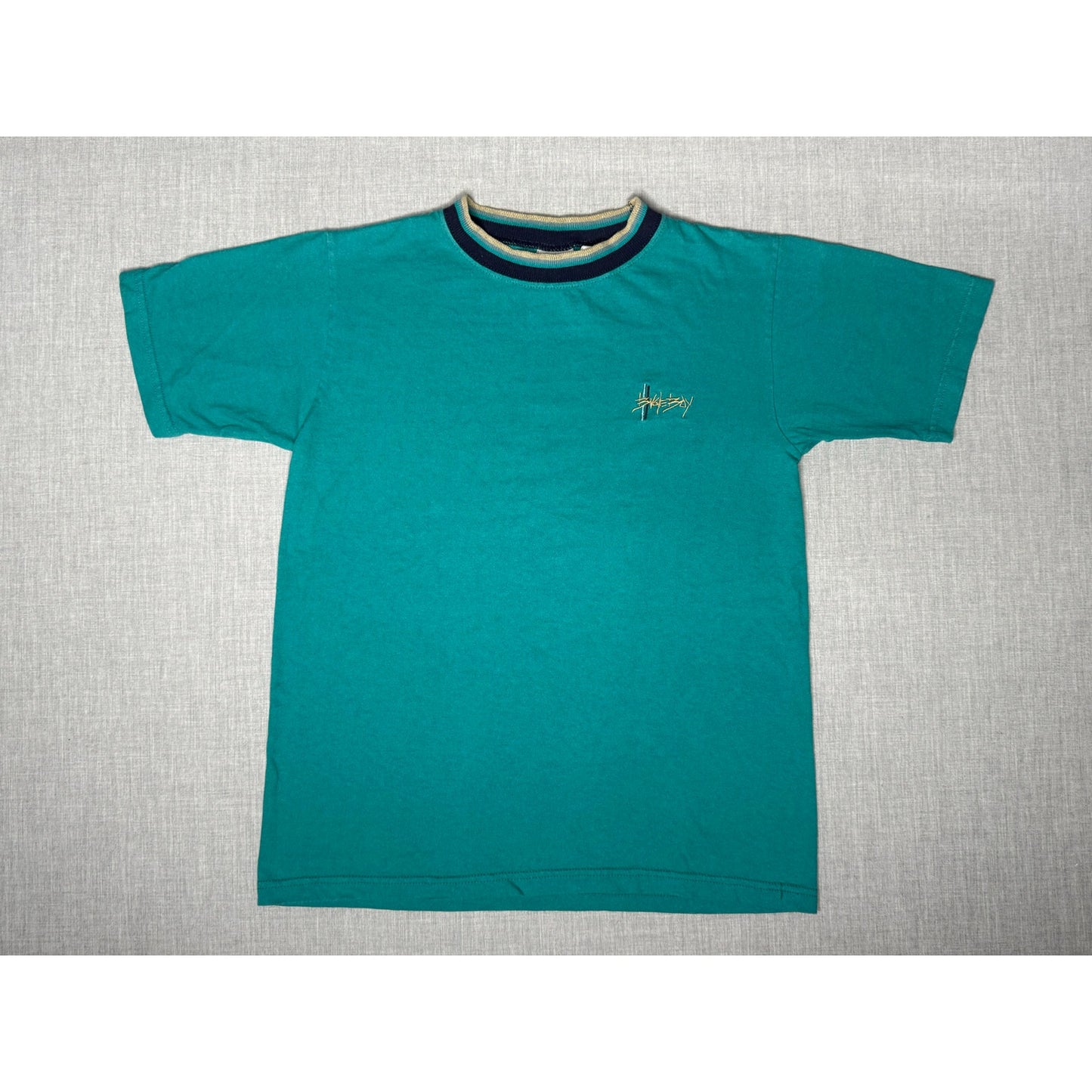 Vintage 90s Bugle Boy Youth T-shirt Medium