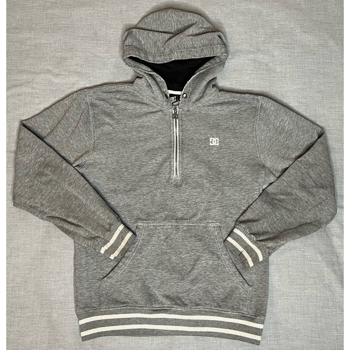 DC Shoes Quarter Zip Pullover Hoodie Sweatshirt Medium
