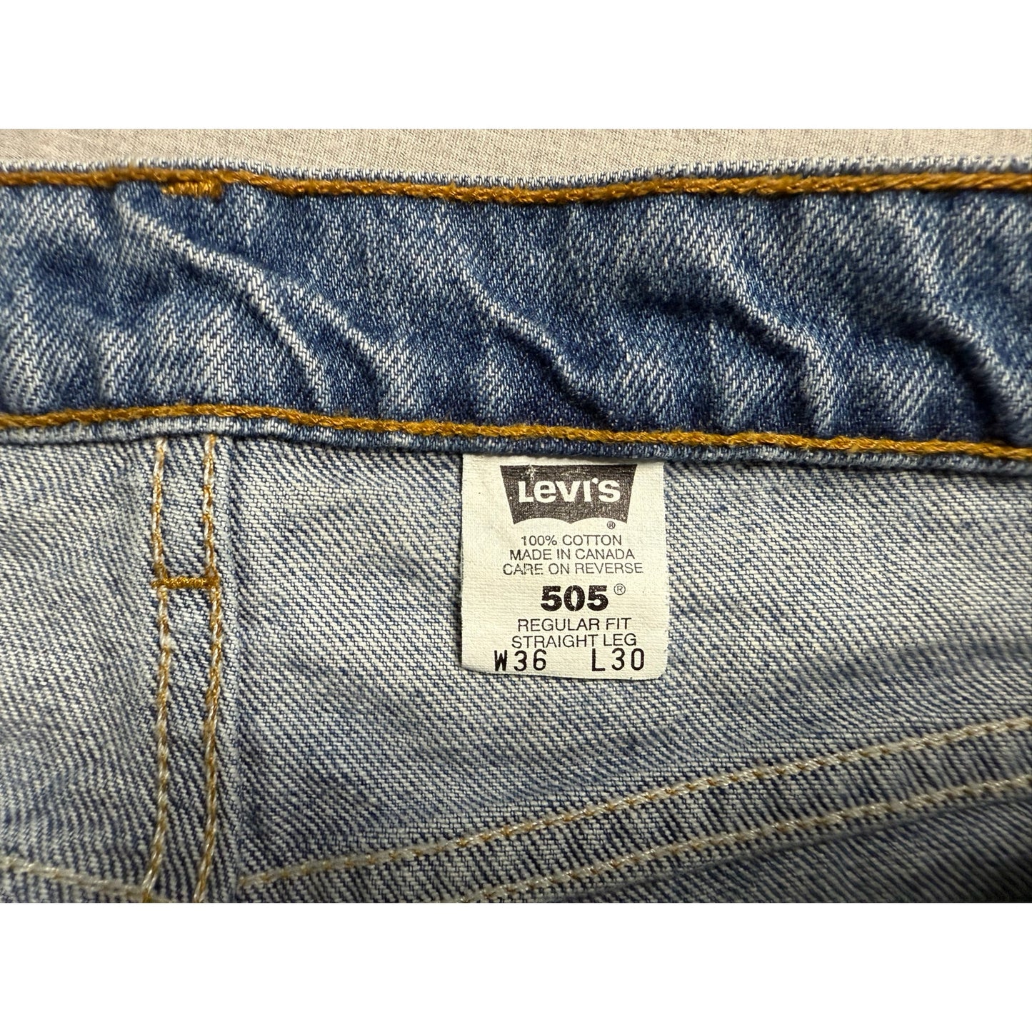 Vintage 90s Levi’s 505 Regular Fit Straight Leg Jeans 36x30