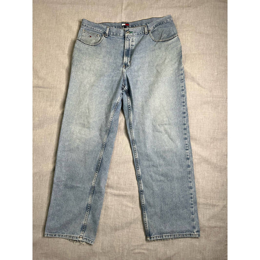 Vintage Tommy Hilfiger Light Wash Jeans 38x32