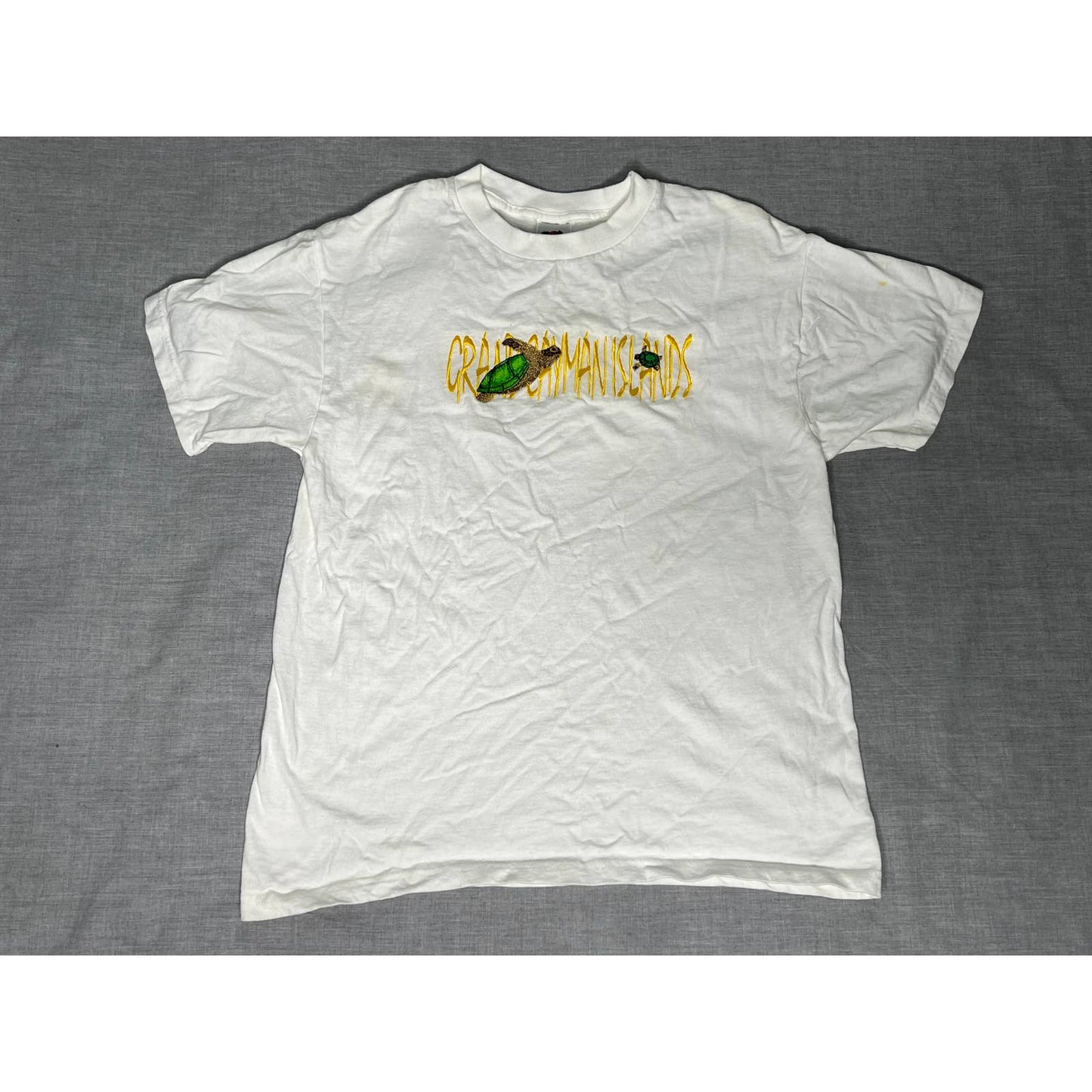 Vintage Grand Cayman Islands Embroidered T-shirt Medium