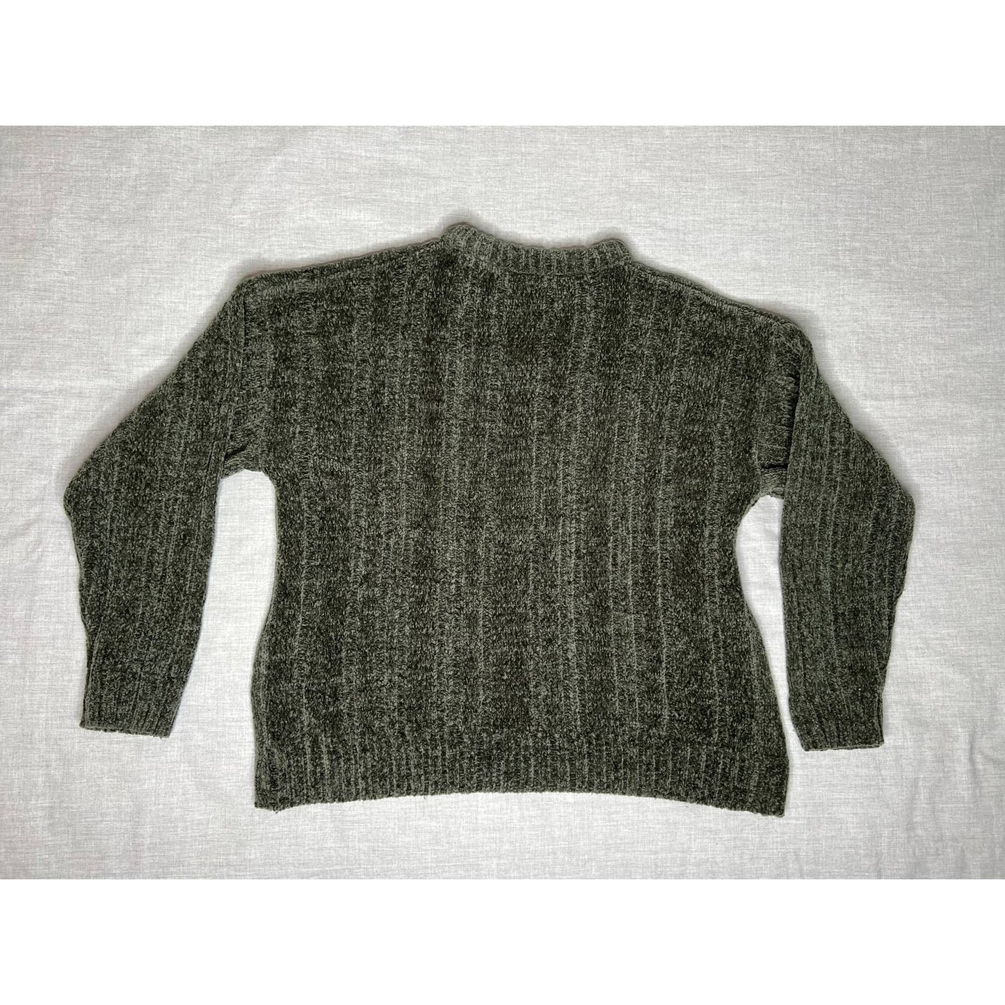 J.T. Beckett Knit Sweater Large